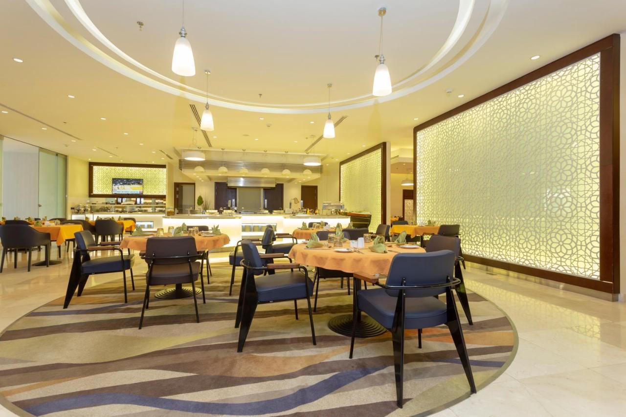 Holiday Inn Yanbu, an IHG Hotel Dış mekan fotoğraf