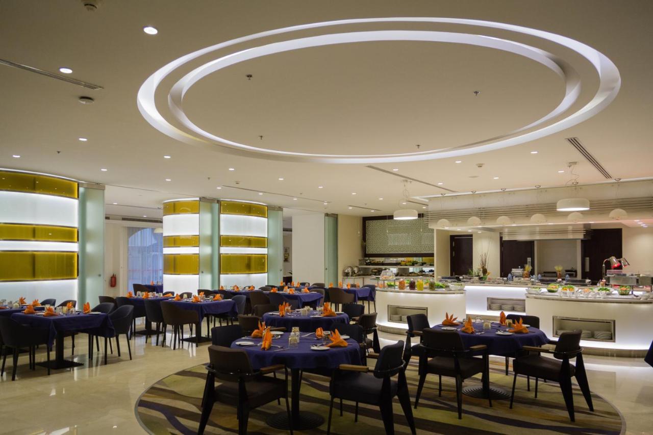 Holiday Inn Yanbu, an IHG Hotel Dış mekan fotoğraf