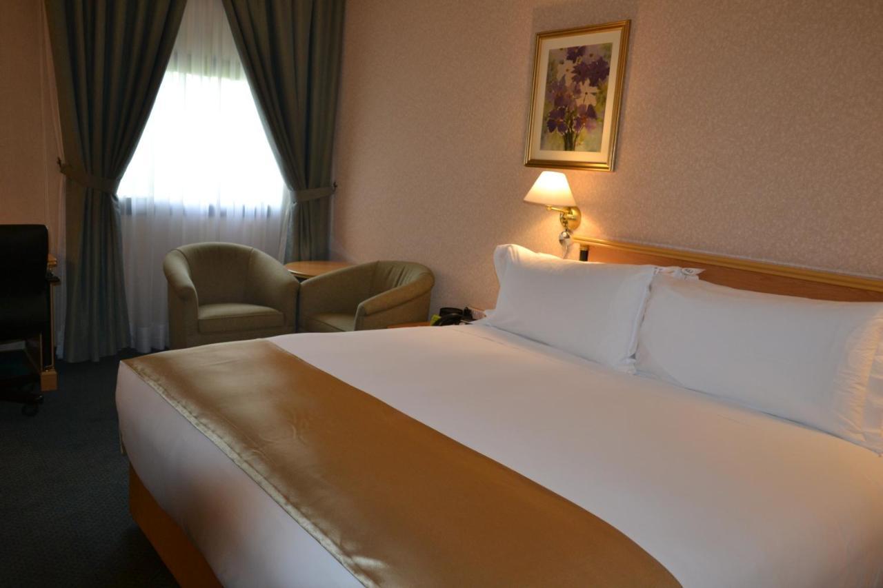 Holiday Inn Yanbu, an IHG Hotel Dış mekan fotoğraf